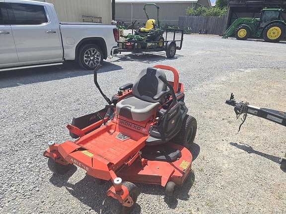 Image of Ariens Ikon XD52 equipment image 1