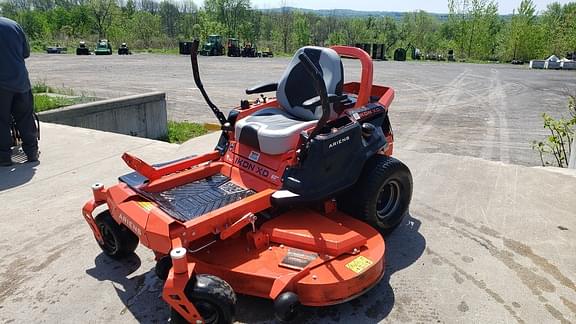 Image of Ariens Ikon XD60 equipment image 1