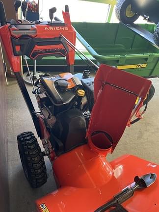 Image of Ariens Professional 28 equipment image 4