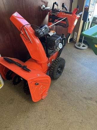 Image of Ariens Professional 28 equipment image 1