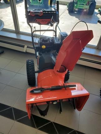 Image of Ariens ST24DLE equipment image 2