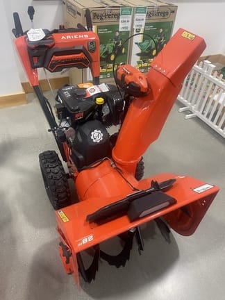 2022 Ariens ST28DLET PRO Equipment Image0