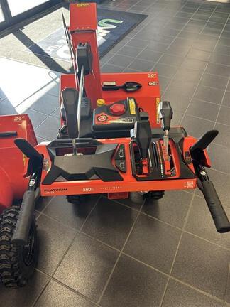 Image of Ariens ST30DLE equipment image 2