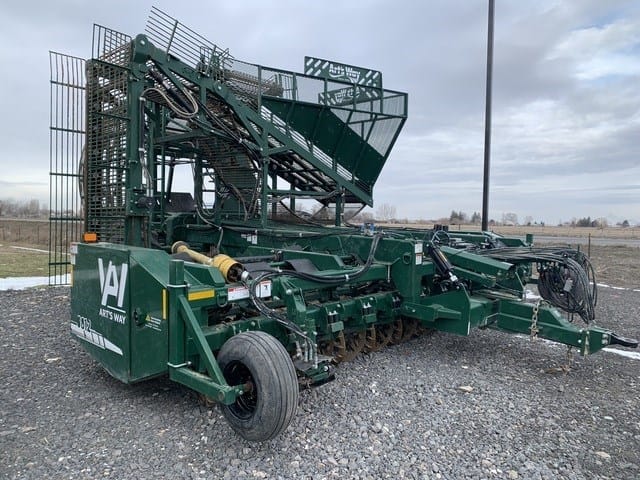 2022 Art's Way 6812 Equipment Image0