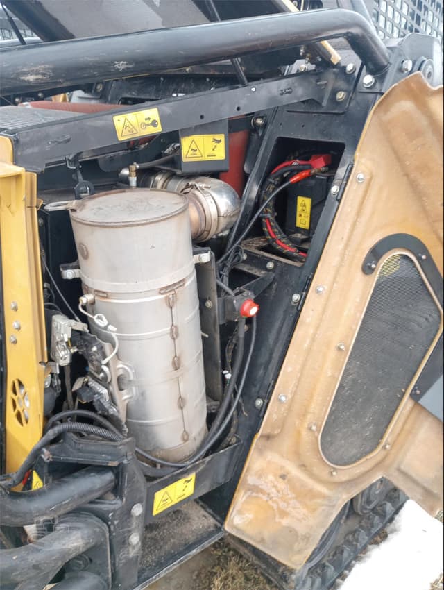 Image of ASV Posi-Track RT120F  equipment image 3