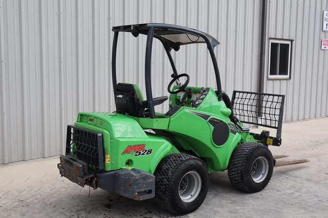 Image of AVANT 528 equipment image 4