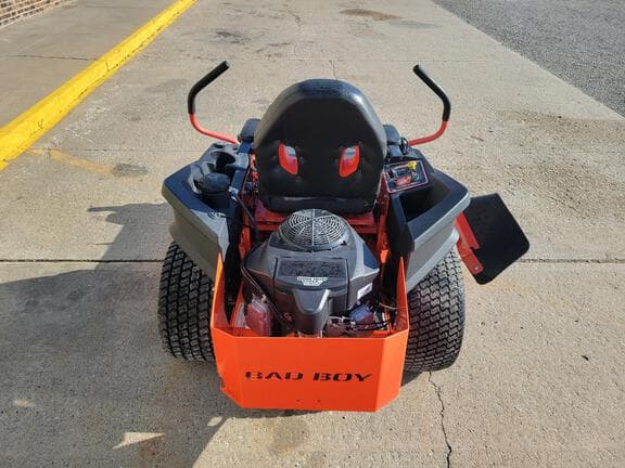 Image of Bad Boy ZT Elite equipment image 3