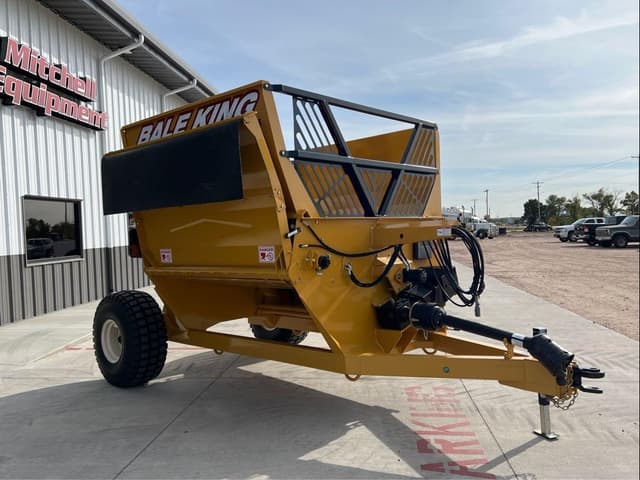 Image of Bale King 7400 equipment image 1