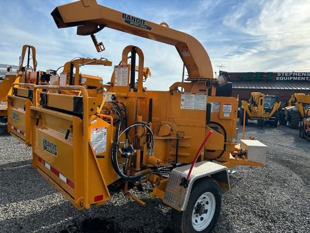 Image of Bandit 200UC equipment image 1