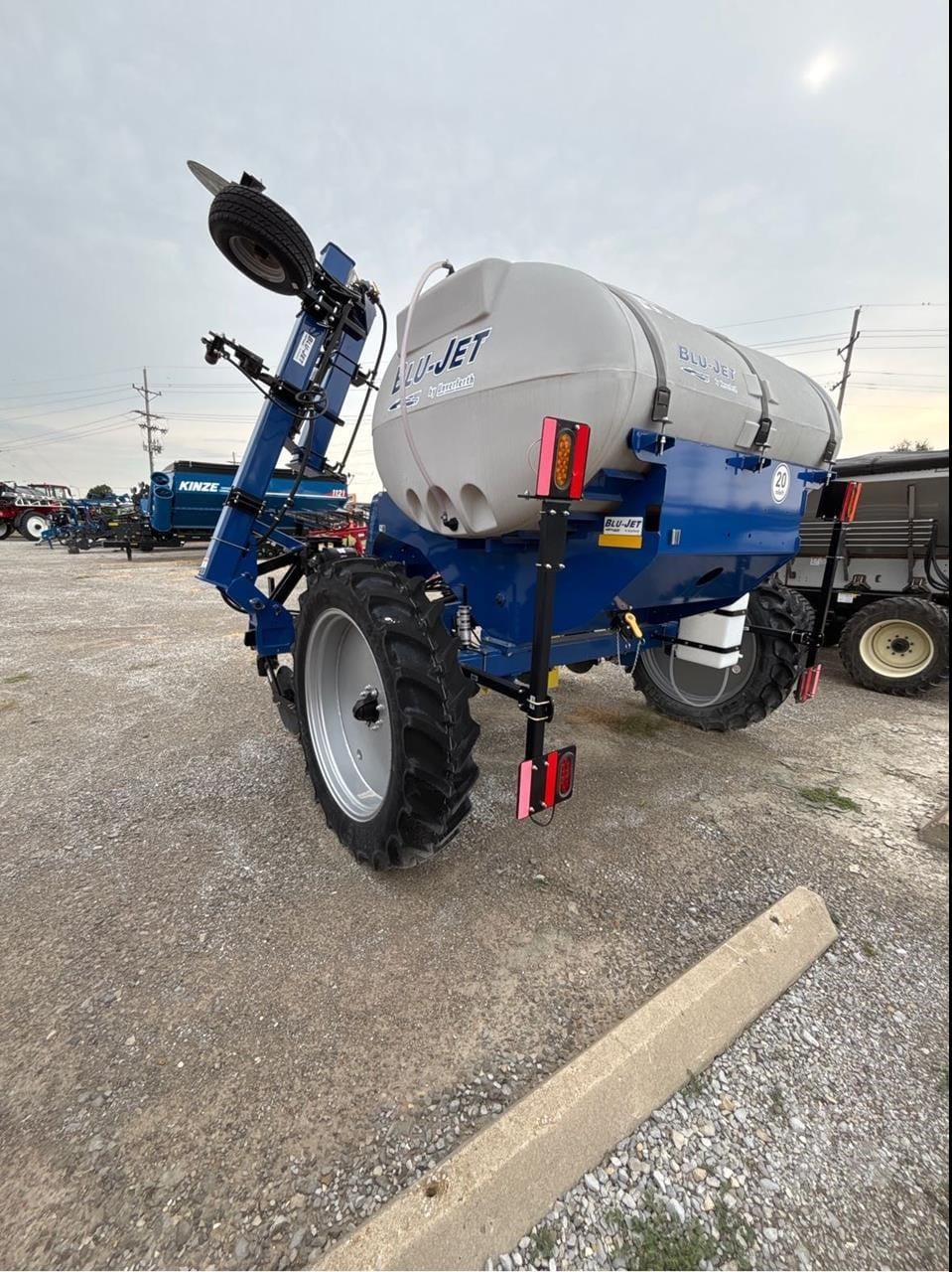 2022 Blu-Jet AT3015 Equipment Image0