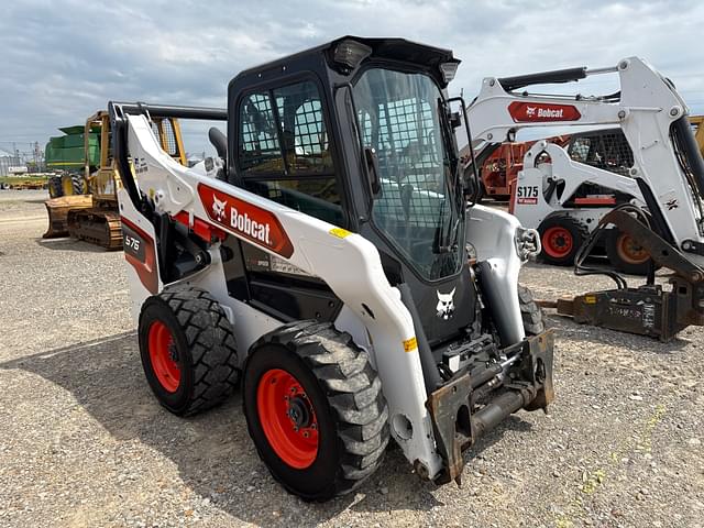 Image of Bobcat S76 equipment image 2