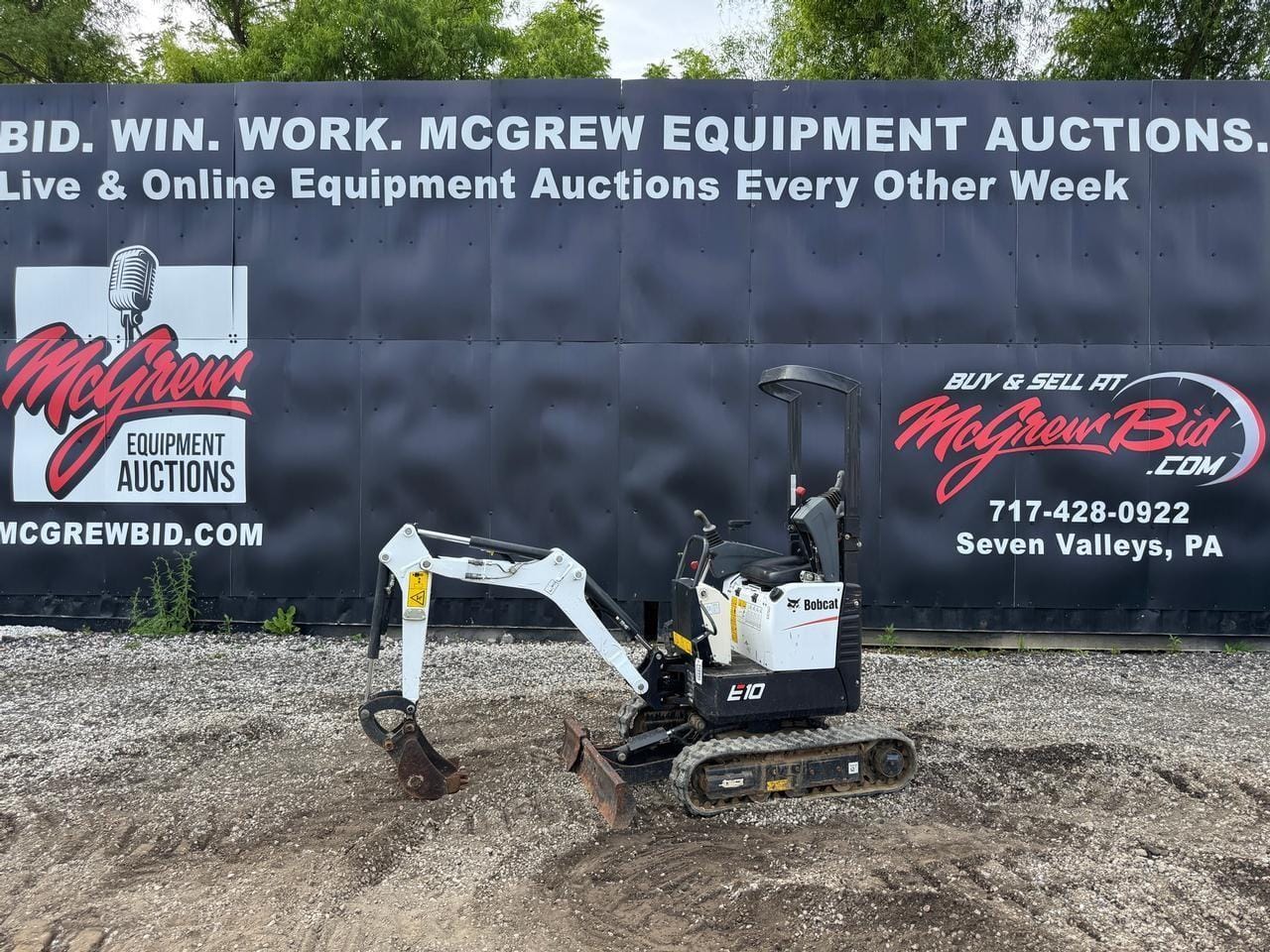 2022 Bobcat E10 Equipment Image0