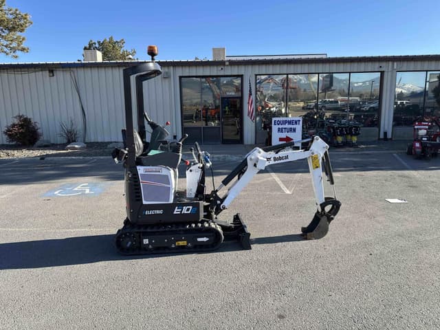 Image of Bobcat E10e equipment image 3