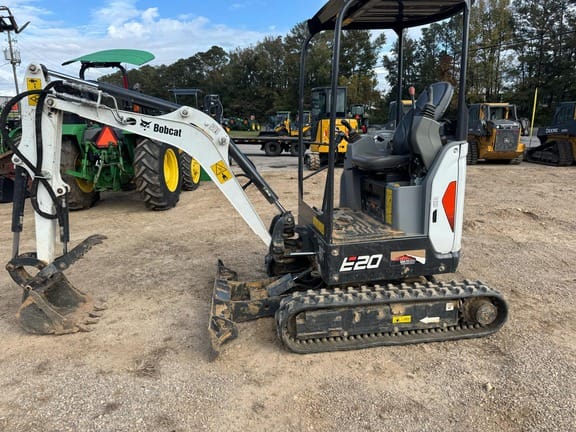 Main image Bobcat E20