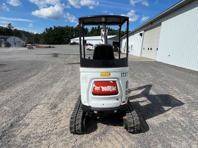Image of Bobcat E20 equipment image 3