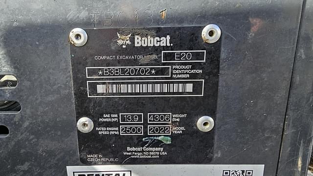 Image of Bobcat E20 equipment image 4