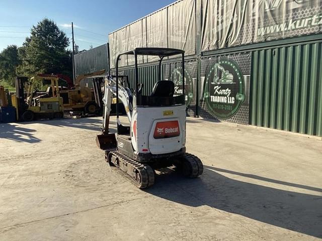 Image of Bobcat E20 equipment image 2
