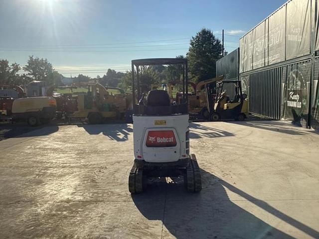 Image of Bobcat E20 equipment image 3