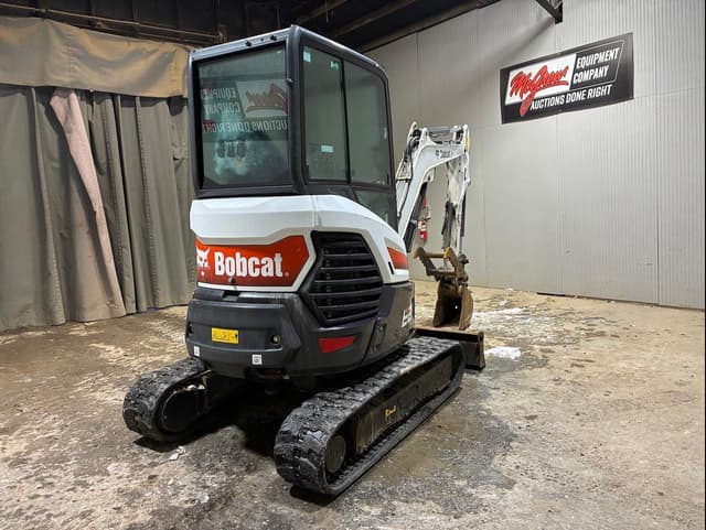 Image of Bobcat E26 equipment image 4