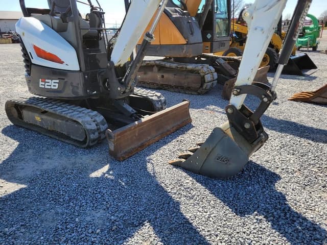 Image of Bobcat E26 equipment image 2