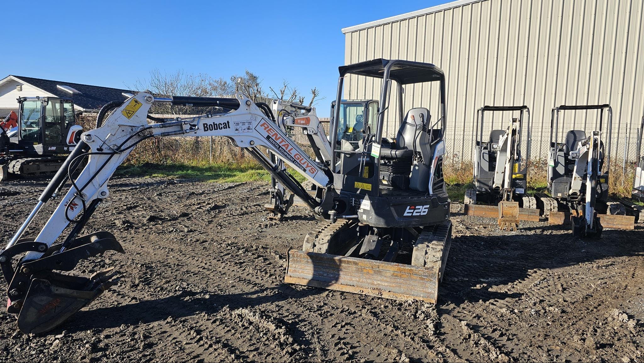 2022 Bobcat E26 Equipment Image0