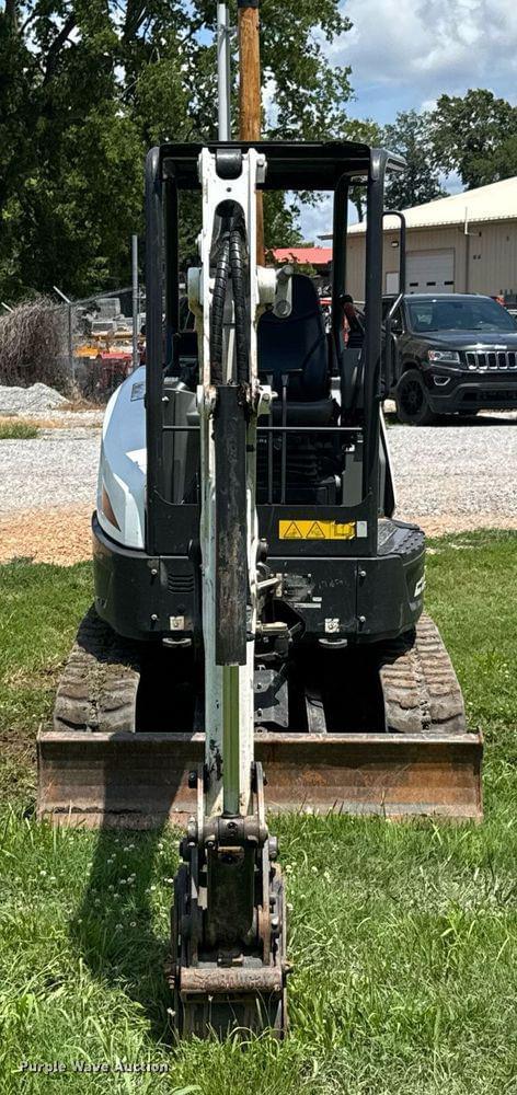 Image of Bobcat E26 equipment image 1