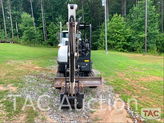 Image of Bobcat E32i equipment image 1