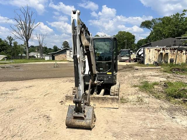 Image of Bobcat E35 equipment image 1