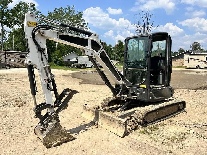 2022 Bobcat E35 R2 Equipment Image0