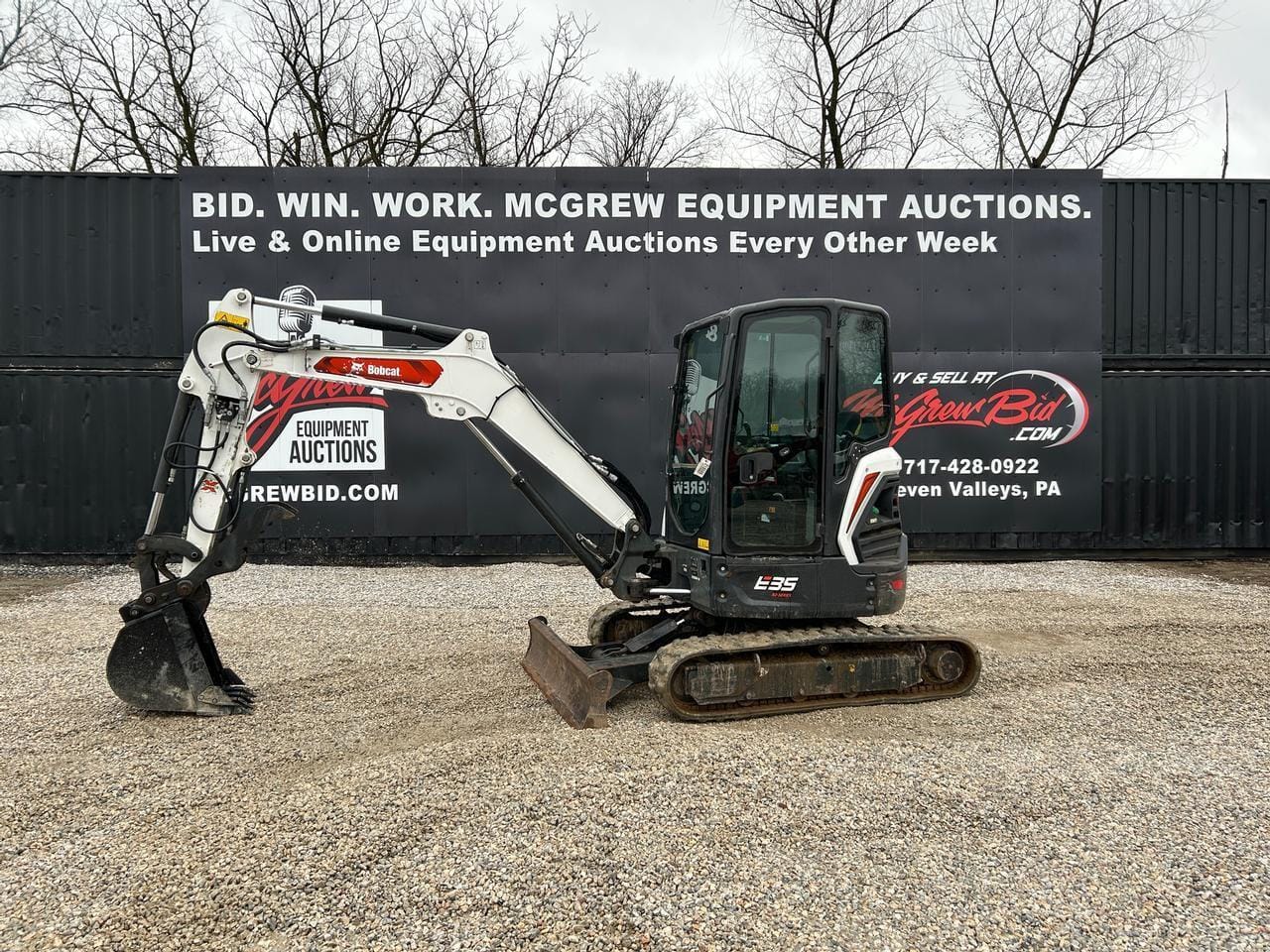 2022 Bobcat E35 Equipment Image0