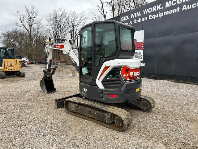 Image of Bobcat E35 equipment image 1