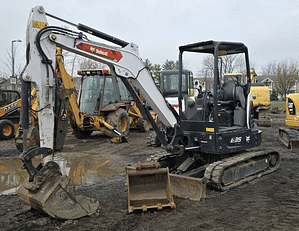 Main image Bobcat E35