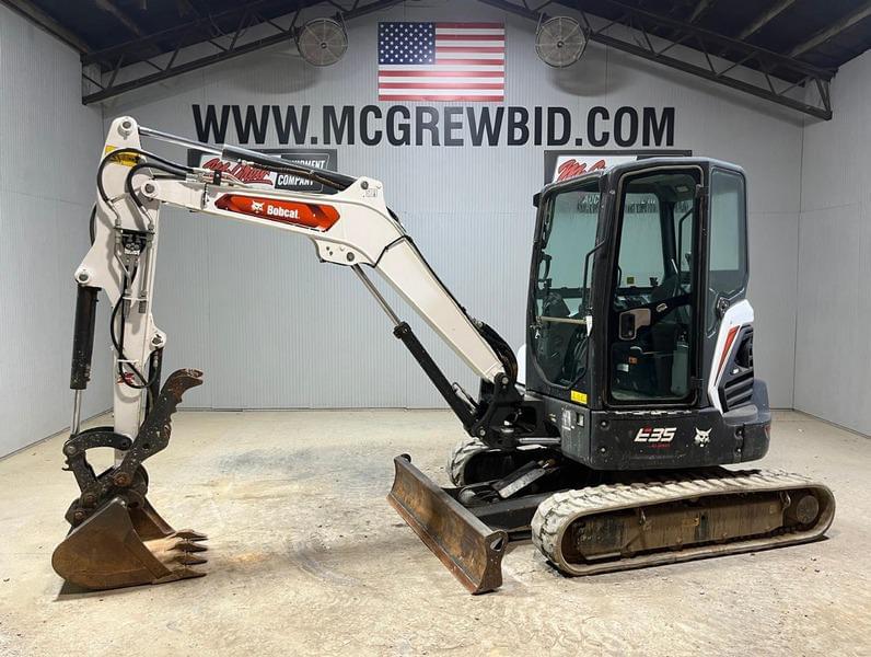 Image of Bobcat E35 Primary image