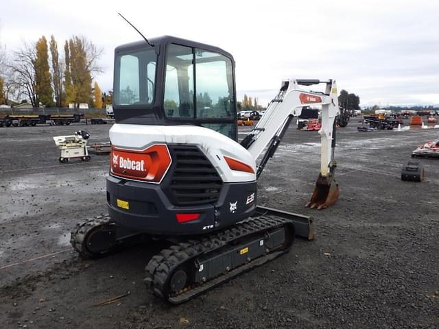 Image of Bobcat E35i equipment image 3