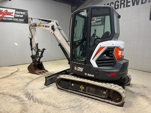 Image of Bobcat E35i equipment image 2