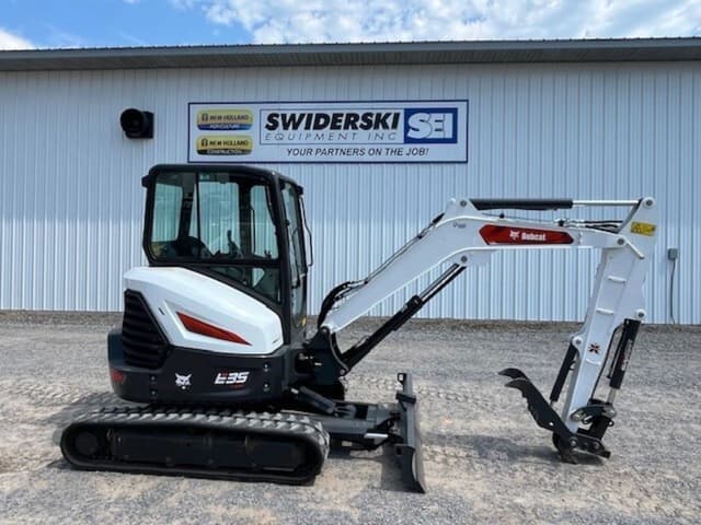 Image of Bobcat E35 R2 equipment image 1