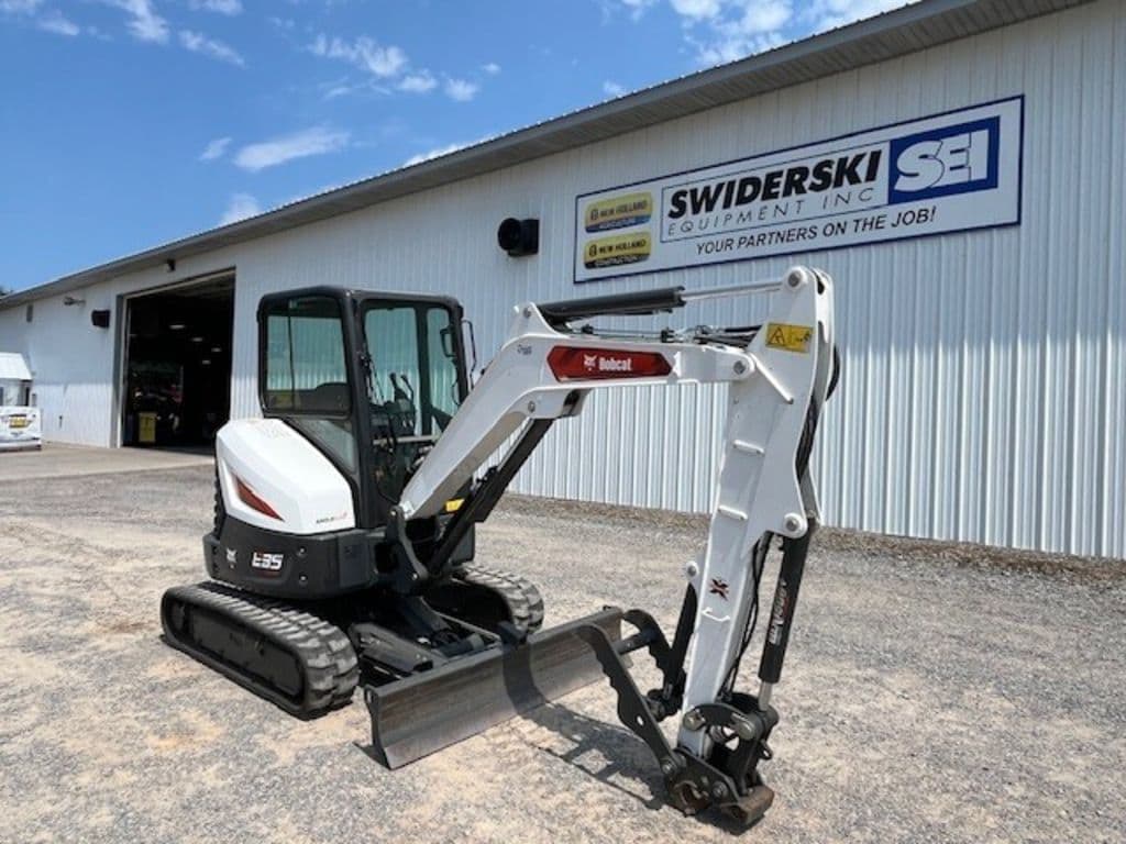 Image of Bobcat E35 R2 Primary image
