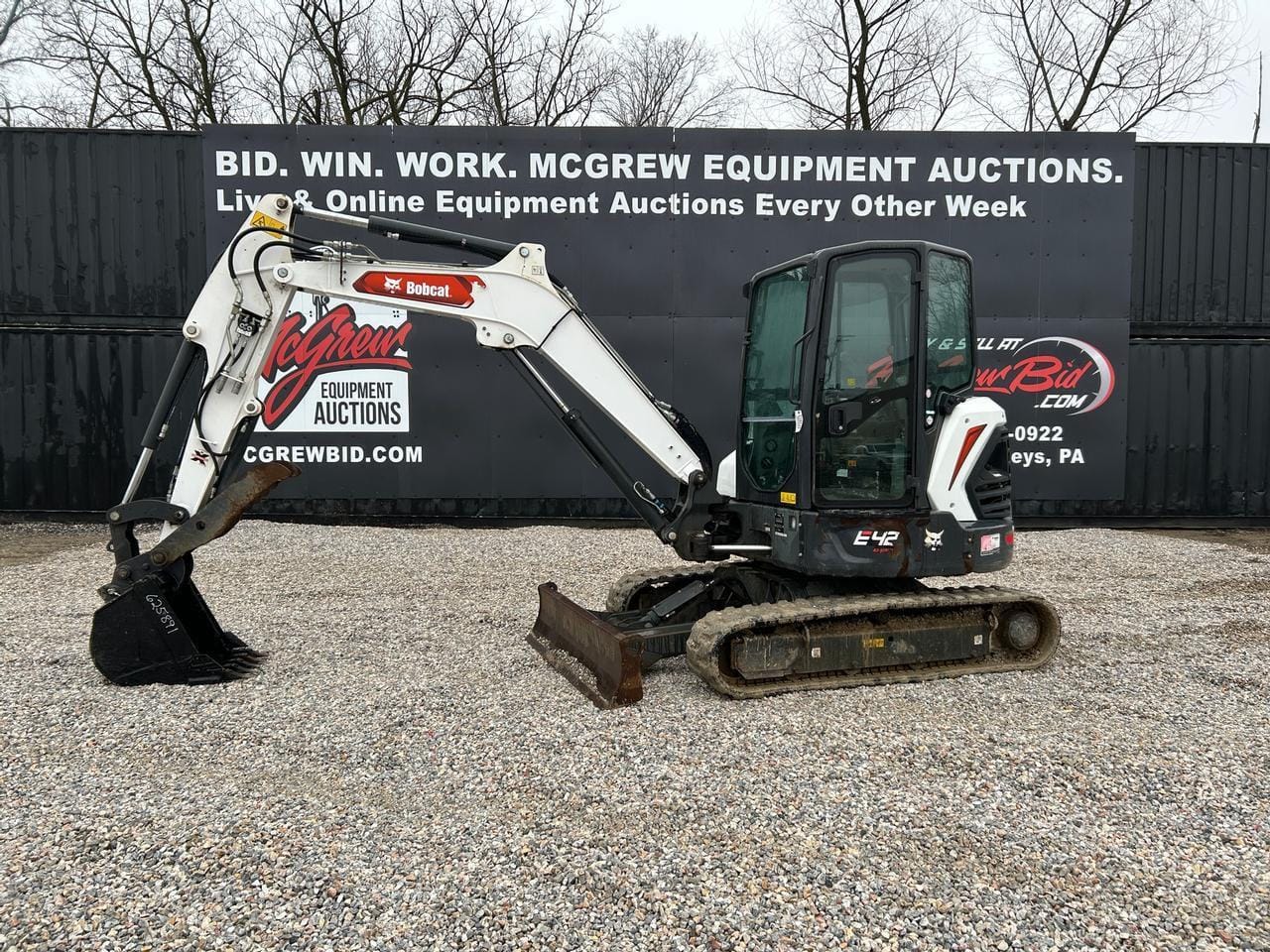 2022 Bobcat E42 Equipment Image0
