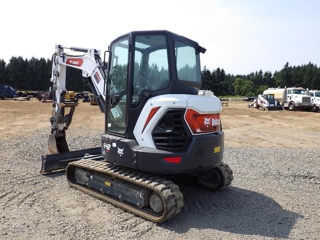Image of Bobcat E42 equipment image 4