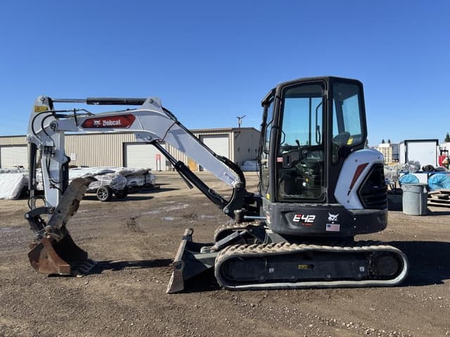 Image of Bobcat E42 equipment image 4