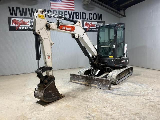 Image of Bobcat E42 equipment image 1