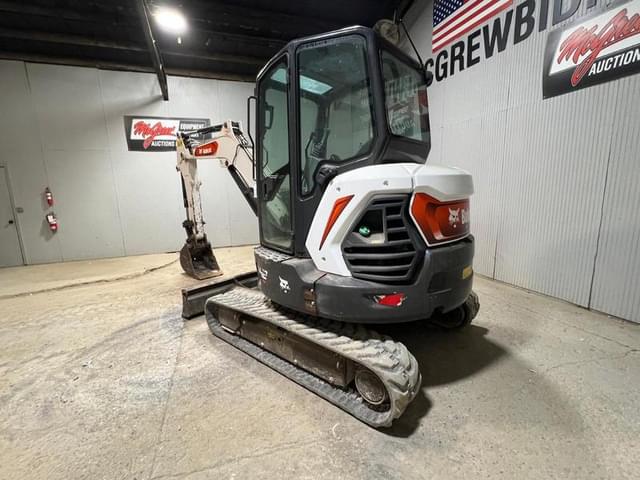 Image of Bobcat E42 equipment image 2