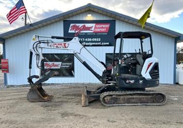 Main image Bobcat E42