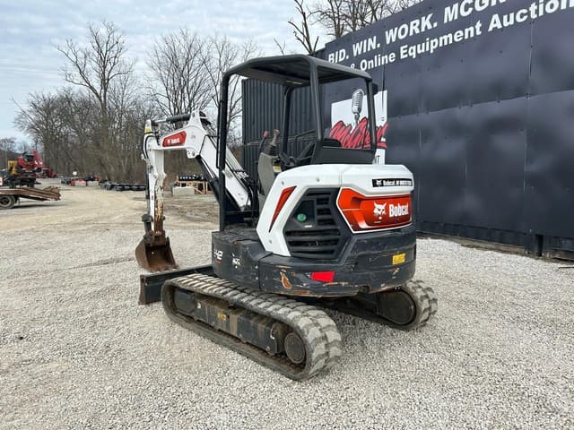Image of Bobcat E42 equipment image 1