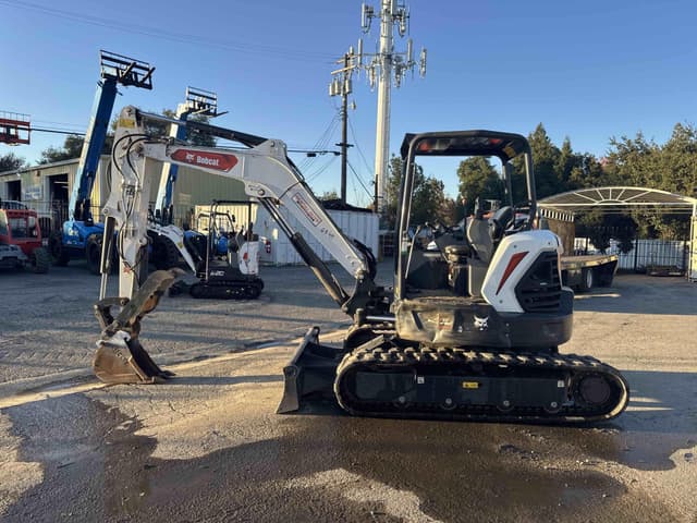 Image of Bobcat E50 equipment image 1