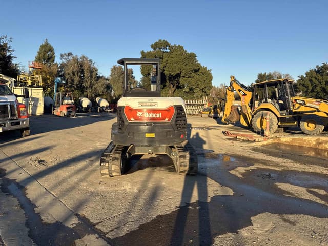 Image of Bobcat E50 equipment image 3