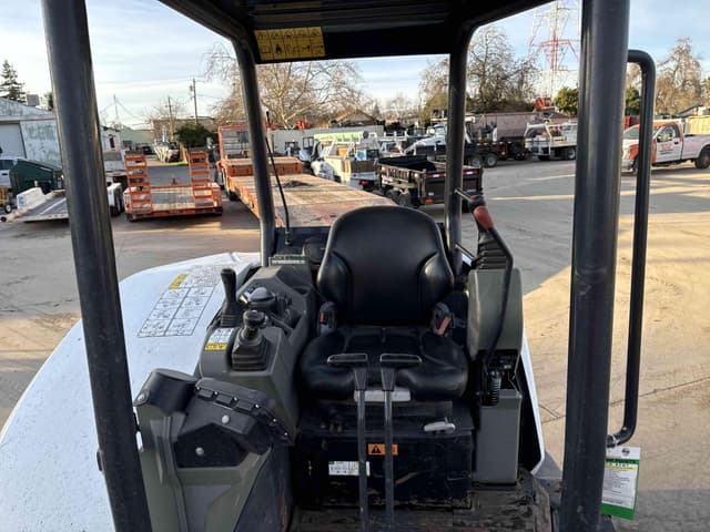 Image of Bobcat E50 equipment image 4