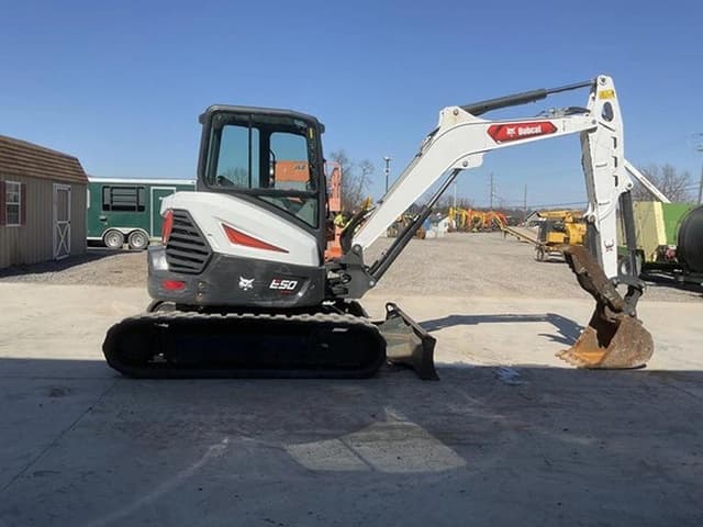 Image of Bobcat E50 equipment image 4