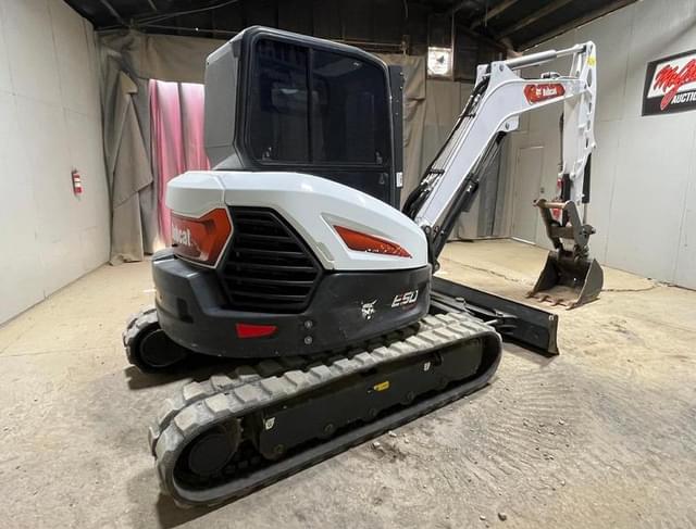 Image of Bobcat E50 equipment image 4