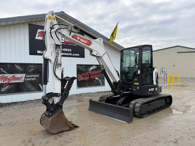 Image of Bobcat E50 equipment image 1
